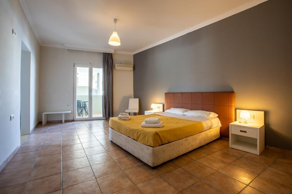 Arkadianos Aparthotel Agios Sostis  Exterior foto