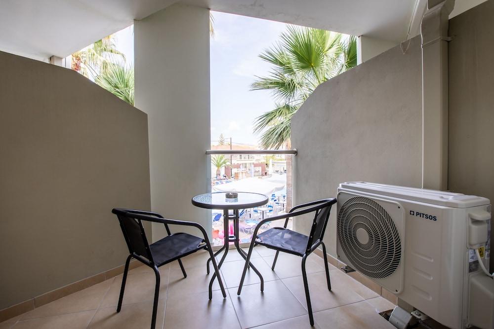 Arkadianos Aparthotel Agios Sostis  Exterior foto